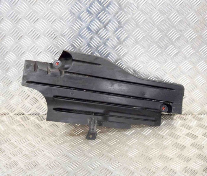 Scut motor st&acirc;nga spate FORD FOCUS III 2018 OEM: AV61-R11779,AV61-R11779A,AV61-R11779-A
