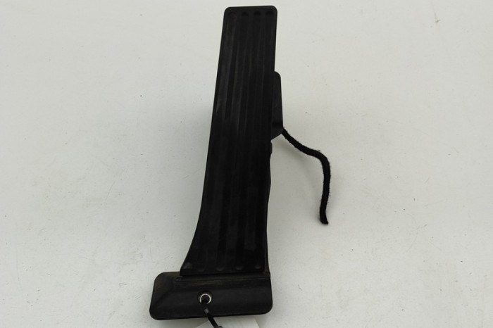 Pedala de accelerație BMW 3 F30, F80 2015 OEM: 6853175,6889818 | 31427474