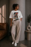 Tricou dama alb din bumbac cu imprimeu fetita cu briose