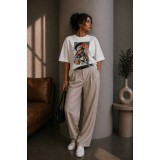 Tricou dama alb din bumbac cu imprimeu fetita cu briose