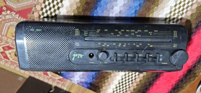 RADIO JAZZ MODEL RS 1601 , PENTRU PIESE SAU RESTAURAT . foto