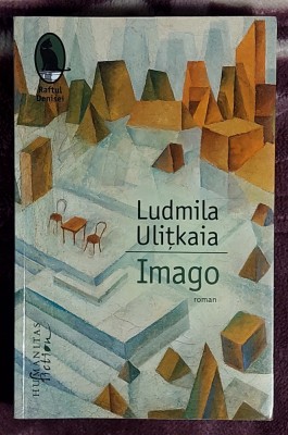 Imago - Ludmila Ulitkaia colectia Raftul Denisei foto