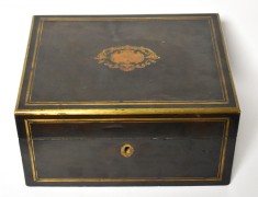 Caseta / cutie mare din lemn cu intarsie alama - Napoleon III - secol XIX