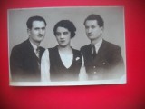 HOPCT 383 U GRUP IN BUCURESTI 1938 -FAMILIE--FOTOGRAFIE VECHE TIP CP