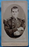 Fotografie tip CDV, Subofiter francez in uniforma de ceremonie, inceput de secol XX