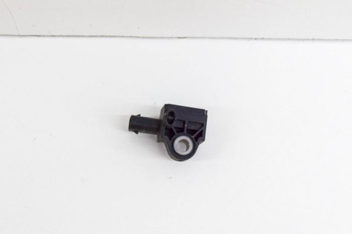 Senzor de impact st&acirc;nga spate AUDI Q3 F3 2021 OEM: 5WA959651 20990050