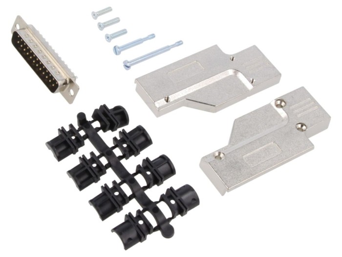 Conector D-Sub tată 90&deg; pe cablu