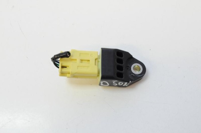 Senzor de impact lateral dreapta SUBARU IMPREZA Hatchback GR, GH, G3 2010 OEM: 98235AG070 2171618