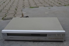 Tuner Hitachi FT 4400