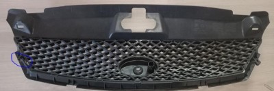 Grila radiator Ford Mondeo, 10.2000-10.2003, grunduit, 1227095, 321805-1 fara ornament - O CLEMA RUPTA foto