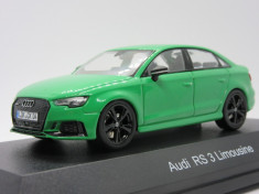 Macheta Audi RS3 iscale 1:43 foto