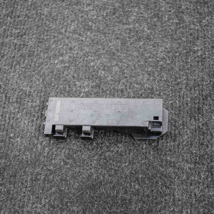 Amplificator de antena AUDI Q5 FY 2018 OEM: 80A907247A18022001S