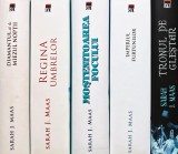 5 volume din seria Tronul de Cleștar - 2023 - Sarah J. Maas (XC294)