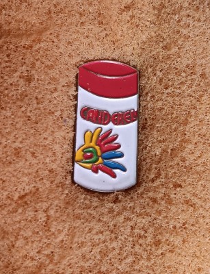 QW9 K 68 - insigna - tematica reclama - Canderel foto