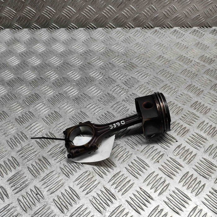 Piston AUDI A4 8E2, B6 2003 OEM: 06B107065N,06A198401