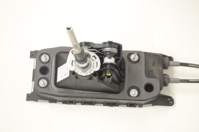 Timonerie cutie de viteze VW GOLF VII 5G1, BQ1, BE1, BE2 2015 OEM: Hatchback | 2684648