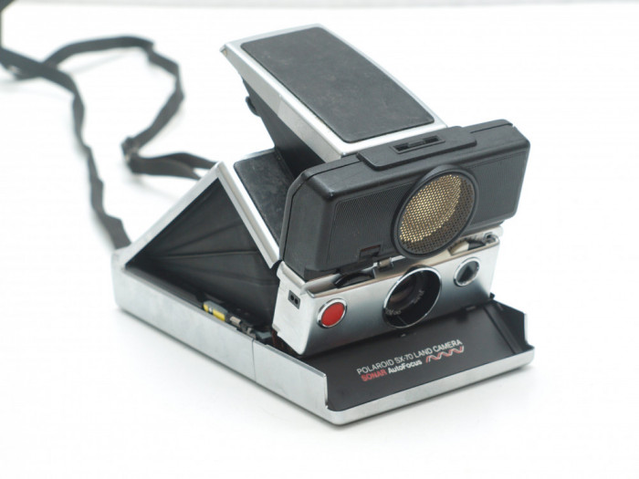 Polaroid SX-70 Land camera Sonar Autofocus