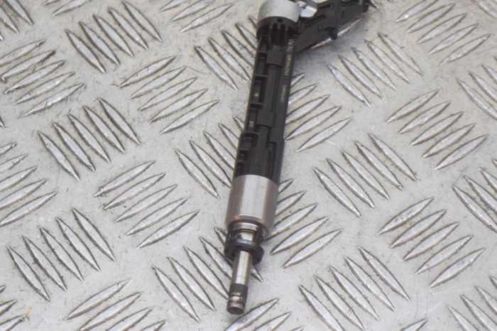 Injector de combustibil AUDI Q5 FY 2018 OEM: 0261500268,06M906036K,06M906A01 13338556