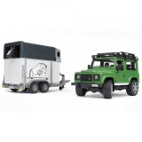 Cumpara ieftin Bruder - Masina De Teren Land Rover Defender Cu Remorca Si Cal