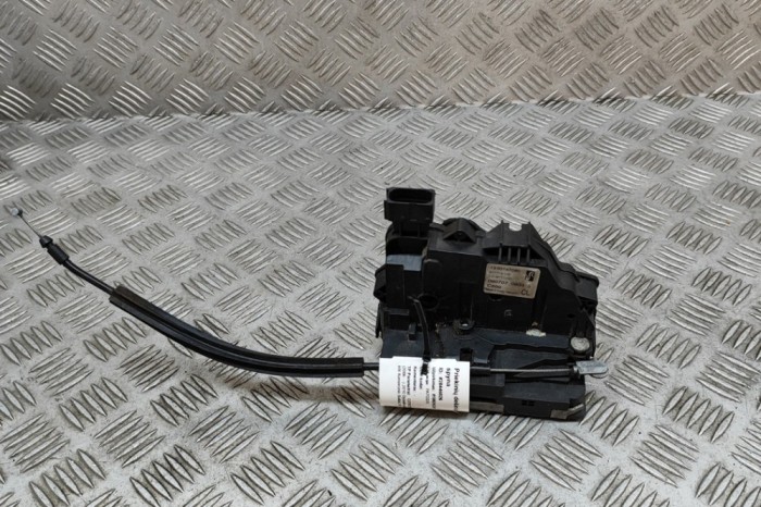 &Icirc;ncuietoare ușă dreapta față CITRO&Euml;N JUMPER Furgon 2010 OEM: 1350147080 28446026