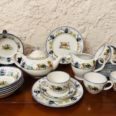 SET DE CAFEA/ CEAI DE 26 PIESE DIN PORTELAN ENGLEZESC- SERIA HOLLY COTTAGE- MARCAJ WOOD & SONS