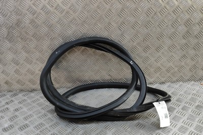 Garnitura ușă dreapta față MERCEDES-BENZ GLE W167 2023 OEM: A0007271300 | 30769777 foto