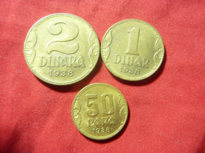 3 Monede Yugoslavia 1938 : 50 para , 1 si 2 dinari , bronz , cal. F.Buna