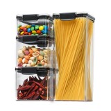 Set 4 Recipiente din Plastic, Cyrax, pentru Alimente/Obiecte, Inchidere Ermetica, 1 x 460 ml, 2 x 700 ml, 1 x 1300 ml, Transparent