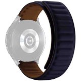 Curea piele, compatibila Moto 360 42mm generatia 2, Prindere Magnetica, Indigo Night