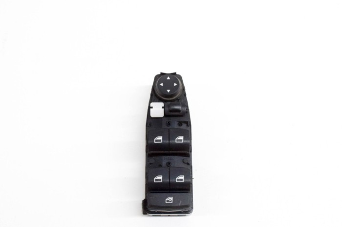 Buton geam ușă dreapta față BMW X5 F15, F85 2014 OEM: 9297347 15408890