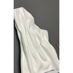 Morning After &ndash; sculptură minimalistă din ipsos