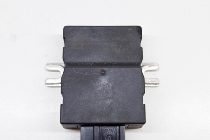 Unitate de control pompa de combustibil BMW 3 F30, F80 2016 OEM: 2227181 20687332