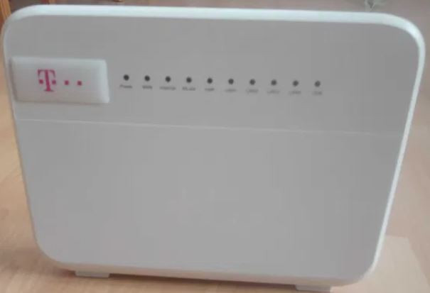 SmartBOX Router wireless WIFI Telekom HG658 Huawei nou (pentru internet  fix) | arhiva Okazii.ro