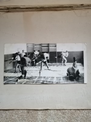 lupte greco-romane - fotografie de presa 1987 Oradea foto