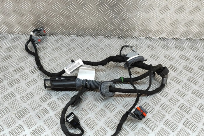 Cablaj ușă st&acirc;nga spate LAND ROVER RANGE ROVER IV L405 2020 OEM: KK52-14633-BDA 29177000