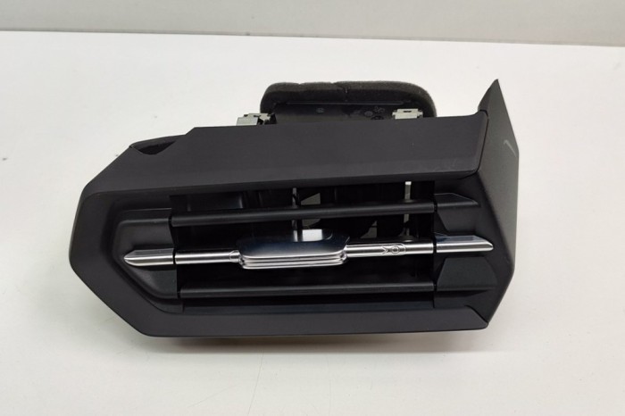 Gura de ventilație planșa de bord AUDI A3 Limousine 8YS 2024 OEM: 8Y2820902A 30618196