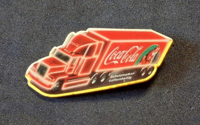 Insigna - &amp;quot;COCA COLA&amp;quot; foto