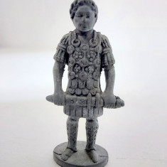 Figurina cavaler miniatura metal neferos alb 4cm, colectibil