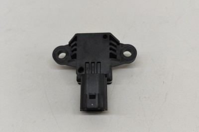Senzor de impact lateral dreapta HYUNDAI KONA SX2 2024 OEM: 95930-06000 29793258 foto