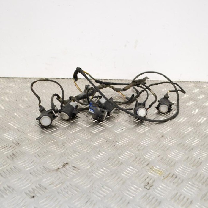 Set senzor de parcare față MERCEDES-BENZ S W220 2003 OEM: A0015425918,0263003013,A2208850067 | 2649531