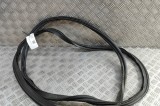 Garnitura de cauciuc haion MASERATI LEVANTE SUV M161 2016 OEM: 670101139 30748260
