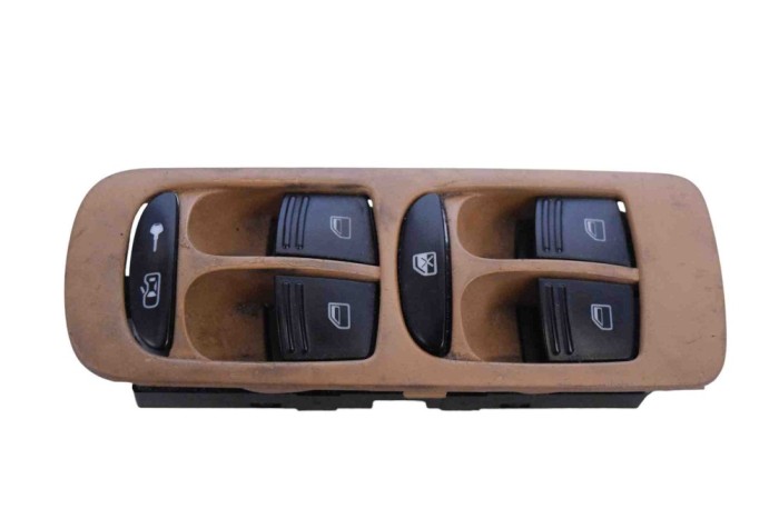 Buton geam ușă dreapta față PORSCHE CAYENNE 9PA 2007 OEM: 7L5959857A 26245477