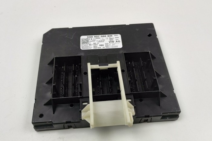 Modul de confort VW PASSAT Variant B8 3G5 2018 OEM: 5Q0937086BM,F005V02372 30480225