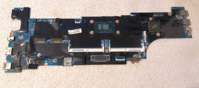 Placa de baza defecta Thinkpad P50s, i7-6600U, Quadro M500M, cod 01AY346