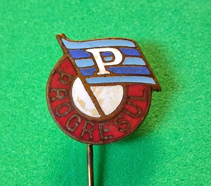 Insigna (model vechi) fotbal - "PROGRESUL" BUCURESTI