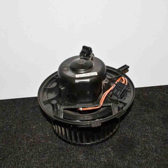 Ventilator aeroterma VW PASSAT B6 3C2 2008 OEM: 3C1820015N