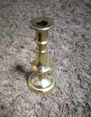 Sfesnic Bronz masiv miniatura 5cm lumanare normala