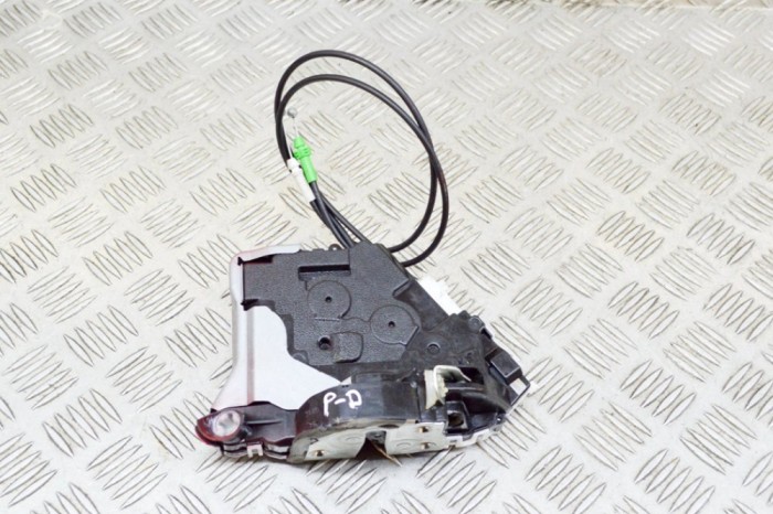 &Icirc;ncuietoare ușă dreapta față TOYOTA YARIS _P13_ 2019 | 13555717