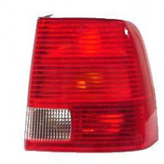 Stop spate lampa Volkswagen Passat Sedan 1997-2000 BestAutoVest partea Dreapta, cu lampa mers inapoi, far suport becuri