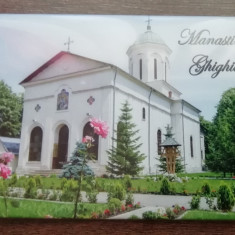 M3 C3 - Magnet frigider - tematica turism - Manastirea Ghighiu - Romania 56